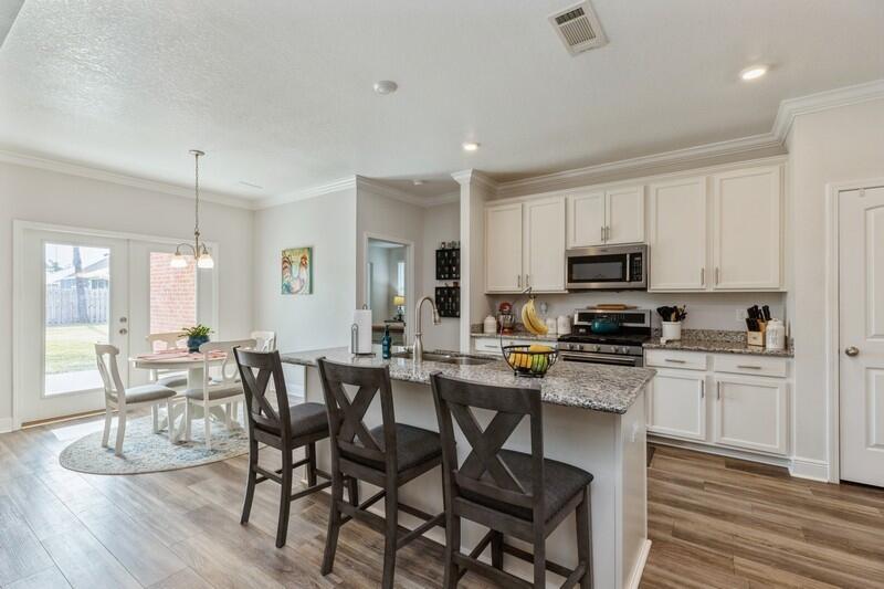HAMMOCK BAY - Residential