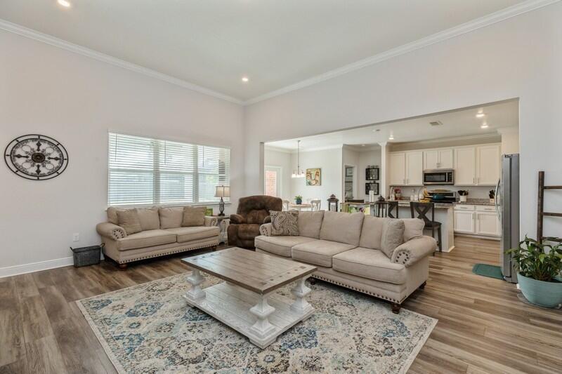 HAMMOCK BAY - Residential