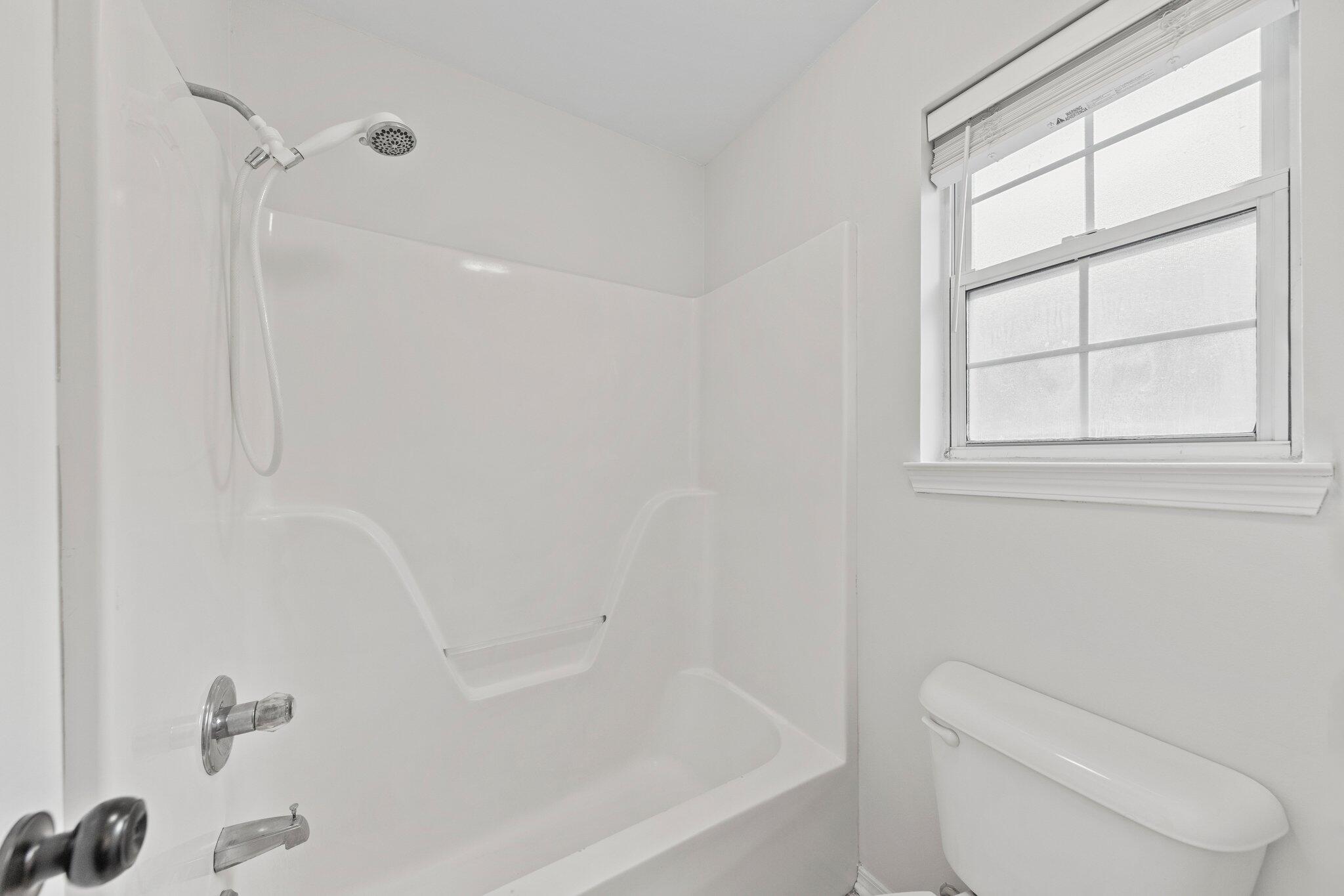 BUNGALOWS AT BLUEWATER BAY - Residential Lease