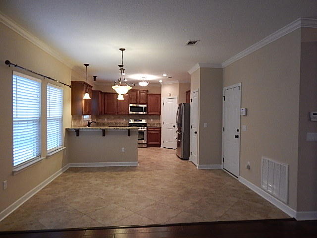 DUGGAN POND ESTATES - Residential Lease