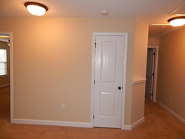 DUGGAN POND ESTATES - Residential Lease