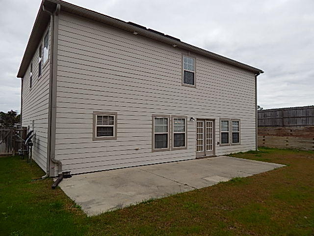 DUGGAN POND ESTATES - Residential Lease