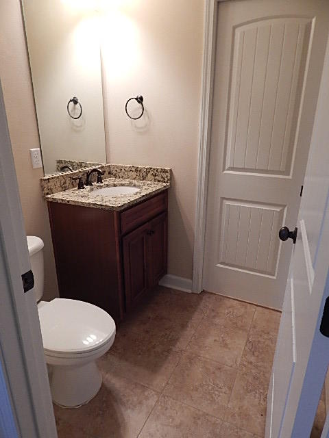 DUGGAN POND ESTATES - Residential Lease