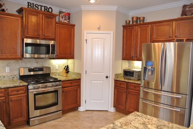 DUGGAN POND ESTATES - Residential Lease