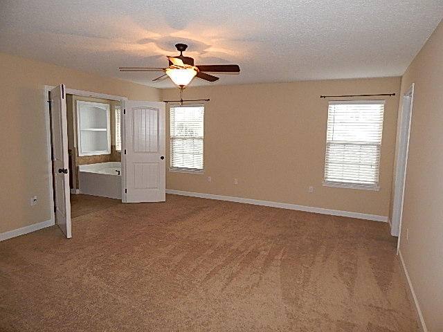 DUGGAN POND ESTATES - Residential Lease