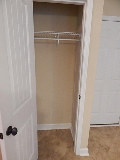 DUGGAN POND ESTATES - Residential Lease