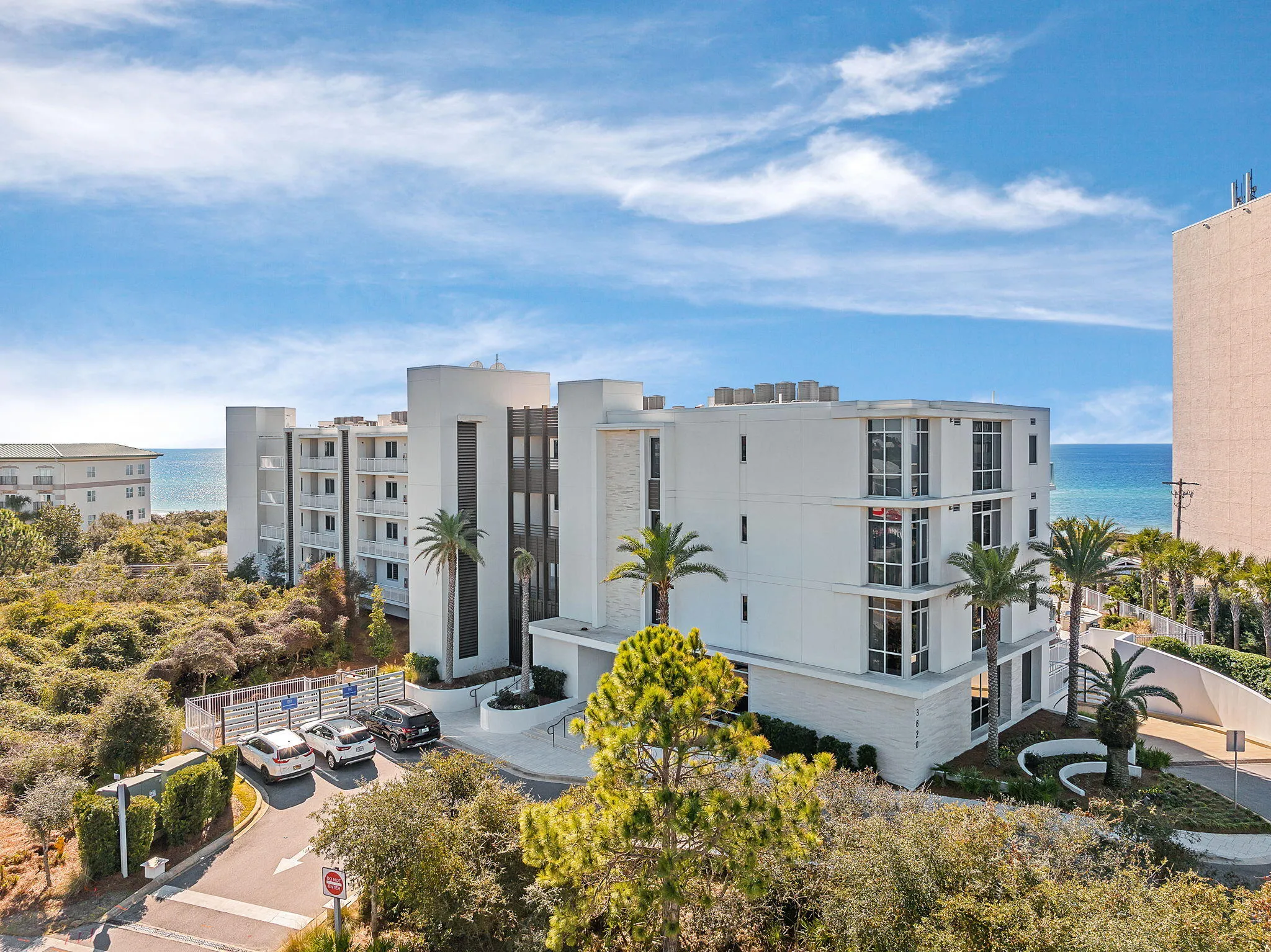 Santa Rosa Beach, Florida 32459, United States, 4 Bedrooms Bedrooms, ,5 BathroomsBathrooms,Residential,Pending,212253