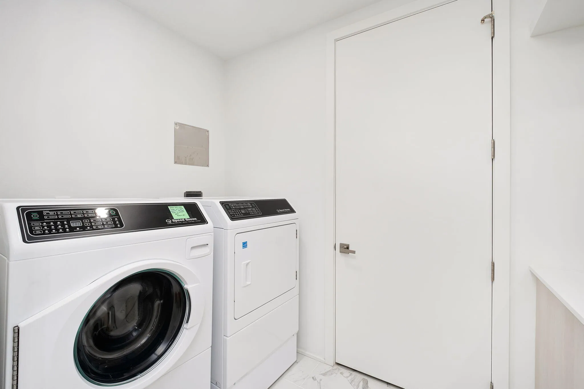 Santa Rosa Beach, Florida 32459, United States, 4 Bedrooms Bedrooms, ,5 BathroomsBathrooms,Residential,Pending,212253