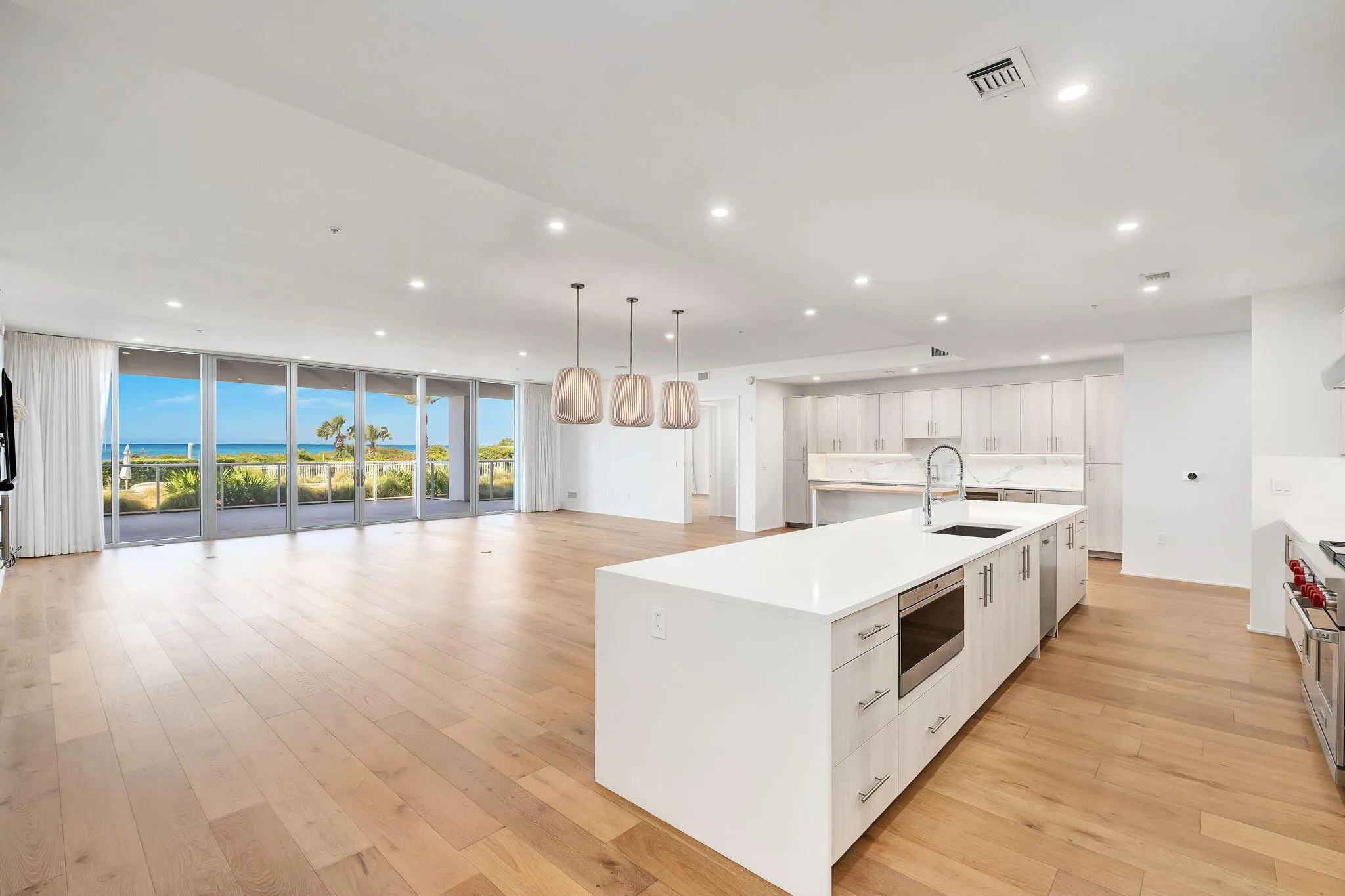 Santa Rosa Beach, Florida 32459, United States, 4 Bedrooms Bedrooms, ,5 BathroomsBathrooms,Residential,Pending,212253