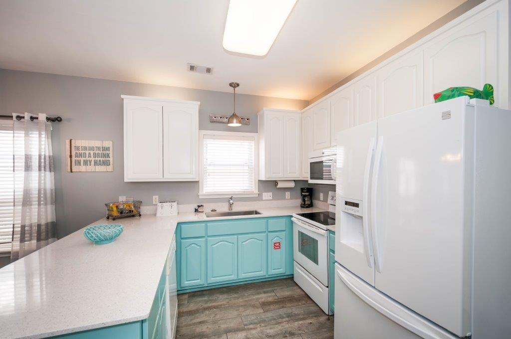 GULFSIDE COTTAGES - Residential