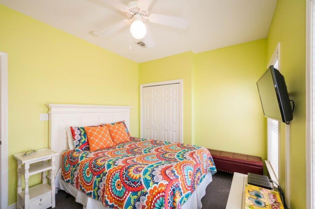 GULFSIDE COTTAGES - Residential