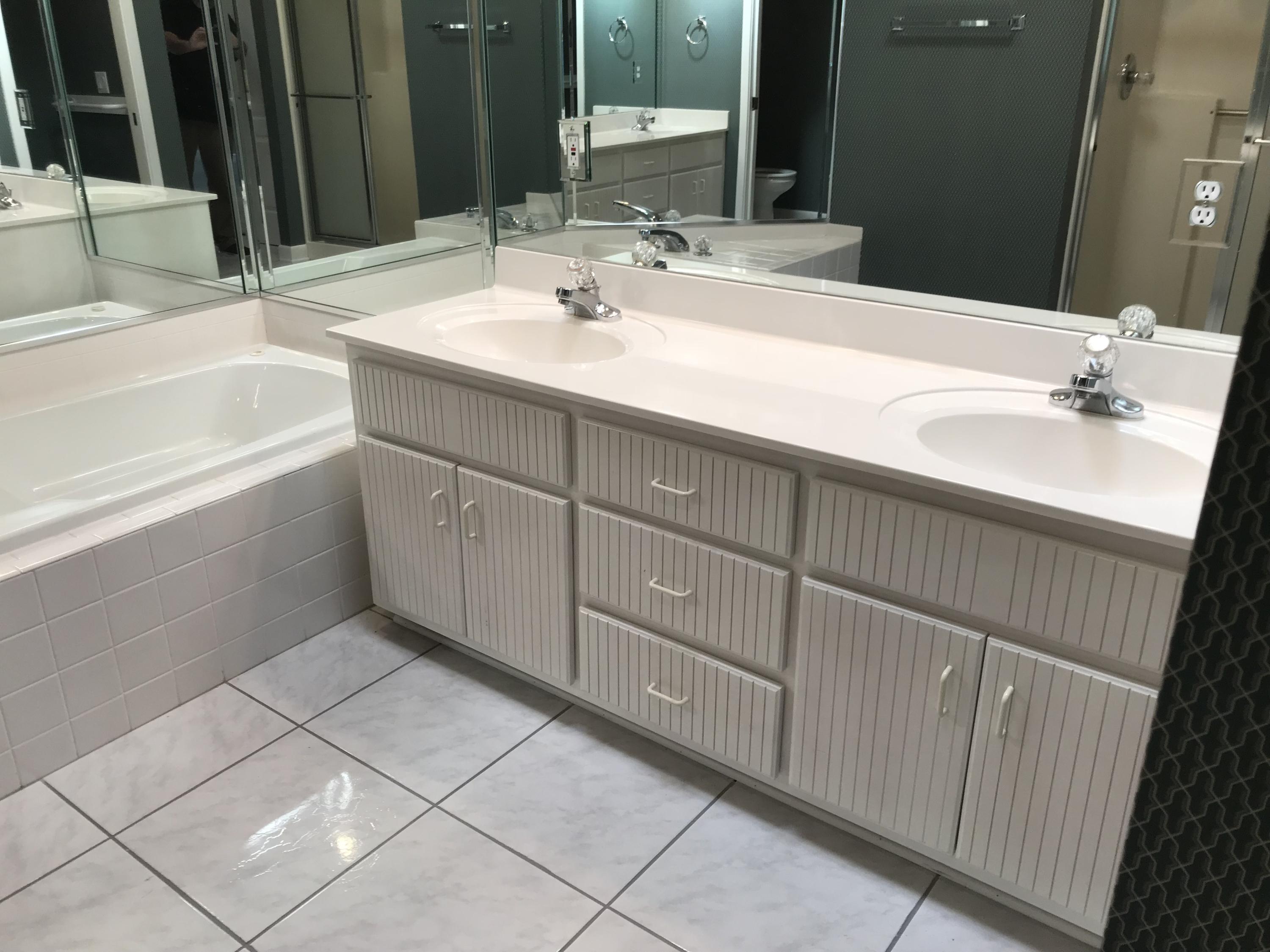 The Glades Phase II - Residential Lease