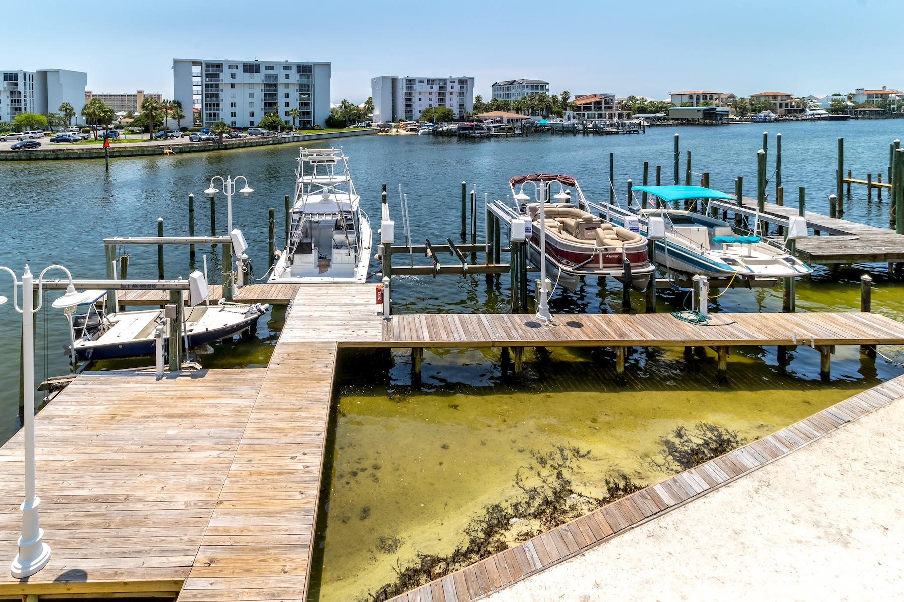HARBOR PLANTATION - Residential