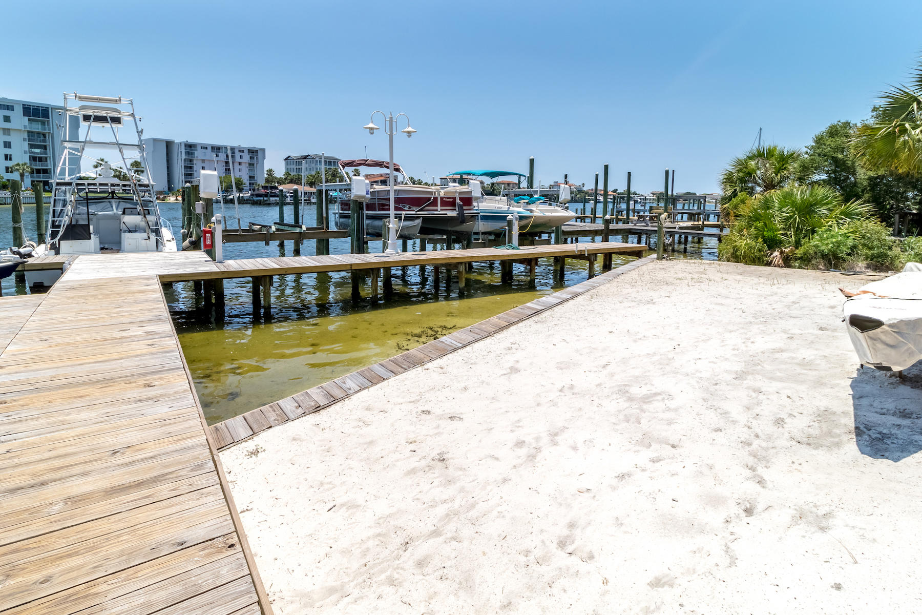 HARBOR PLANTATION - Residential