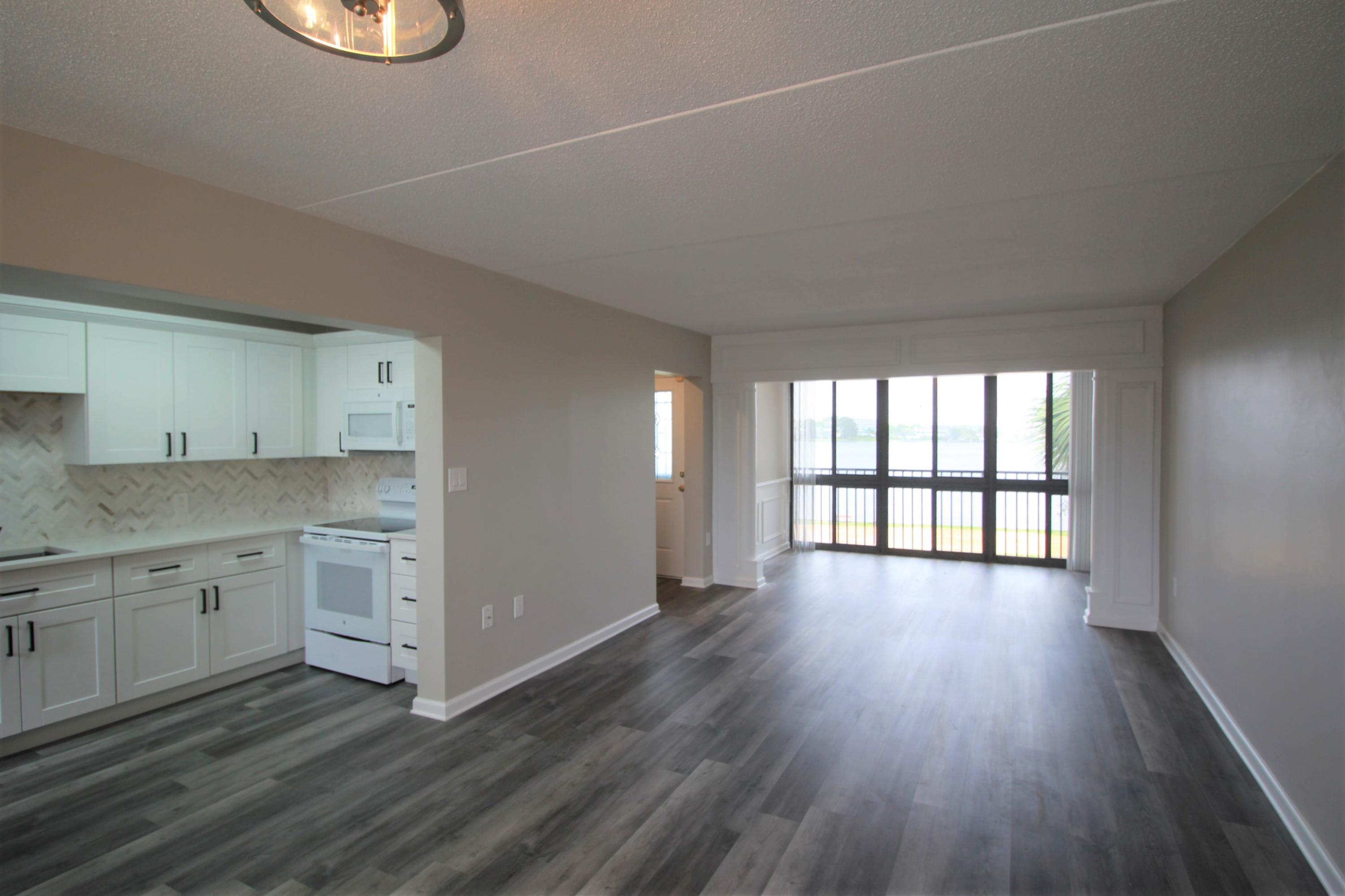 SEA PALM CONDO - Residential