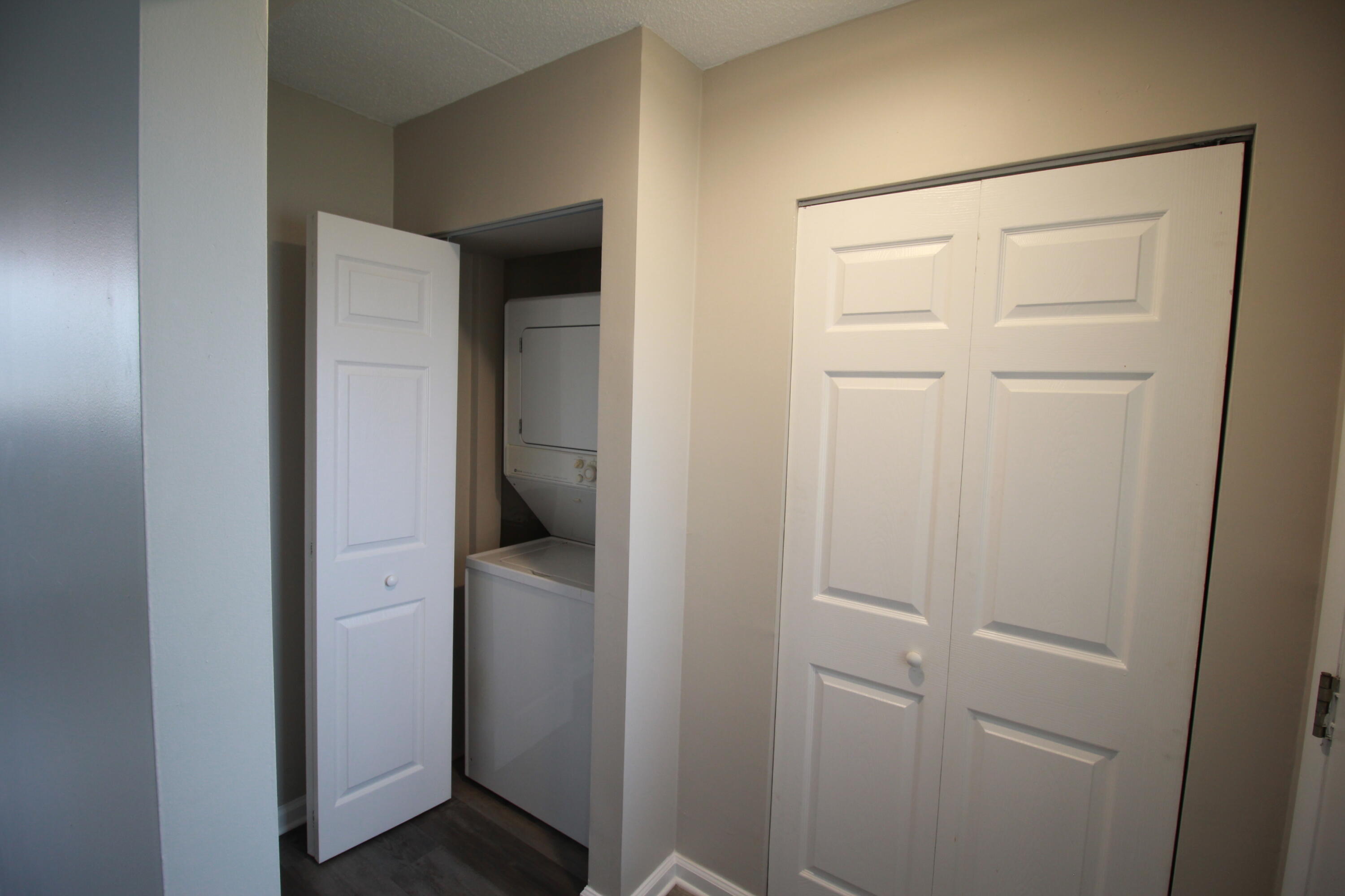 SEA PALM CONDO - Residential