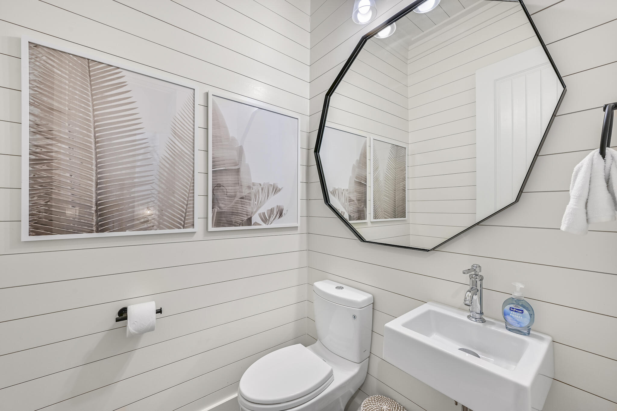 GULF SHORE MANOR - Residential