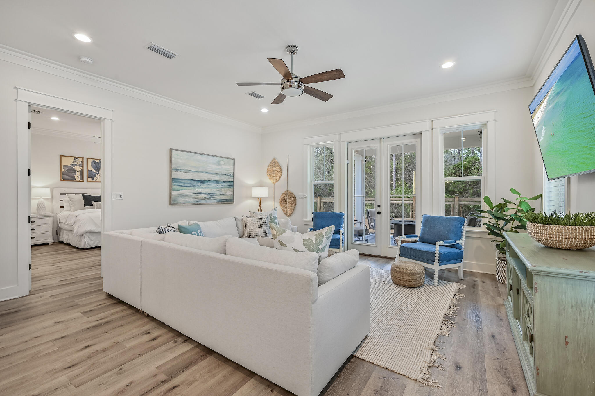 GULF SHORE MANOR - Residential