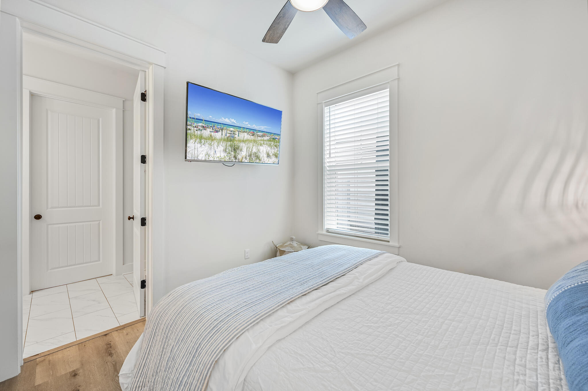 GULF SHORE MANOR - Residential