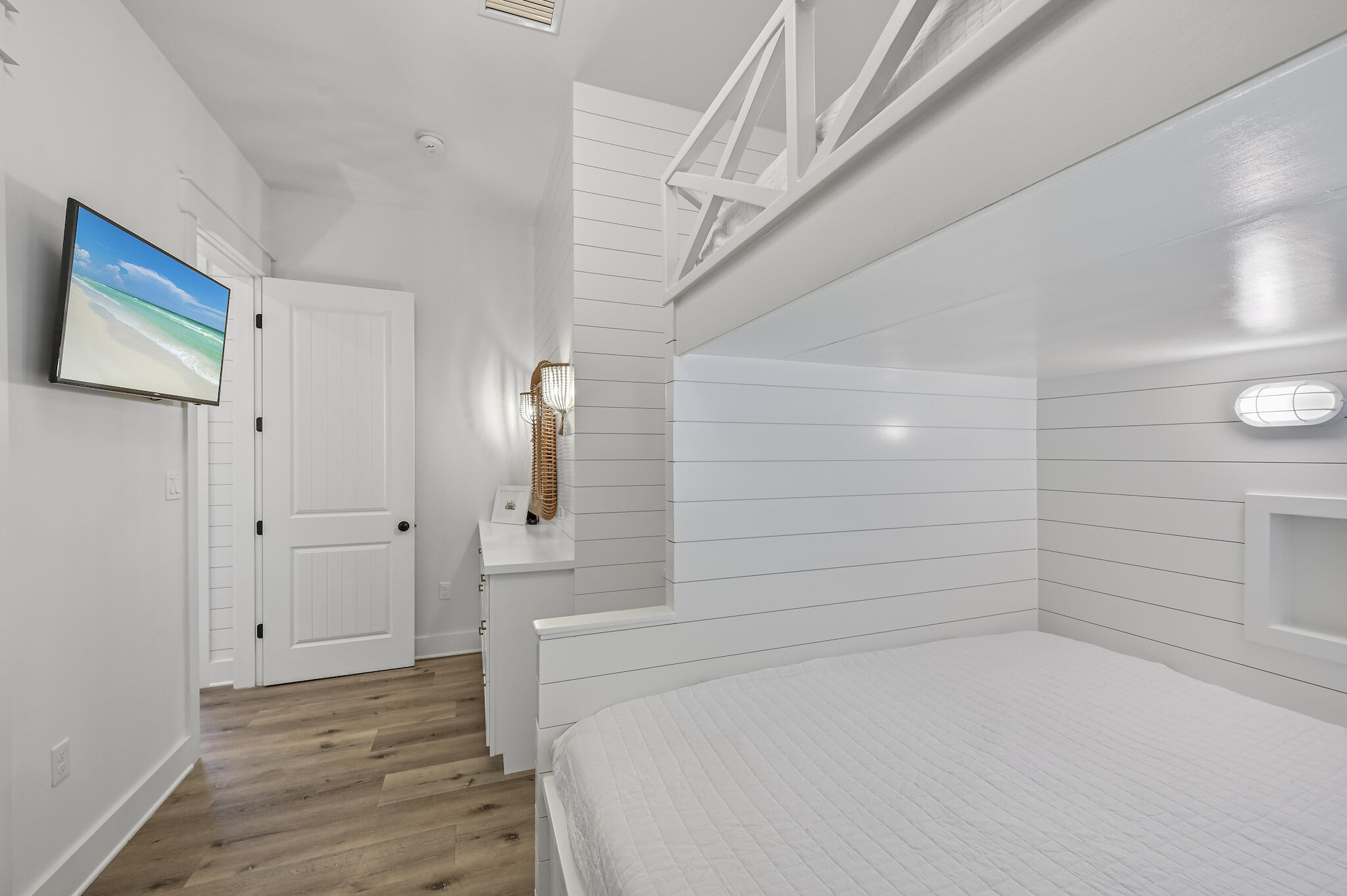 GULF SHORE MANOR - Residential