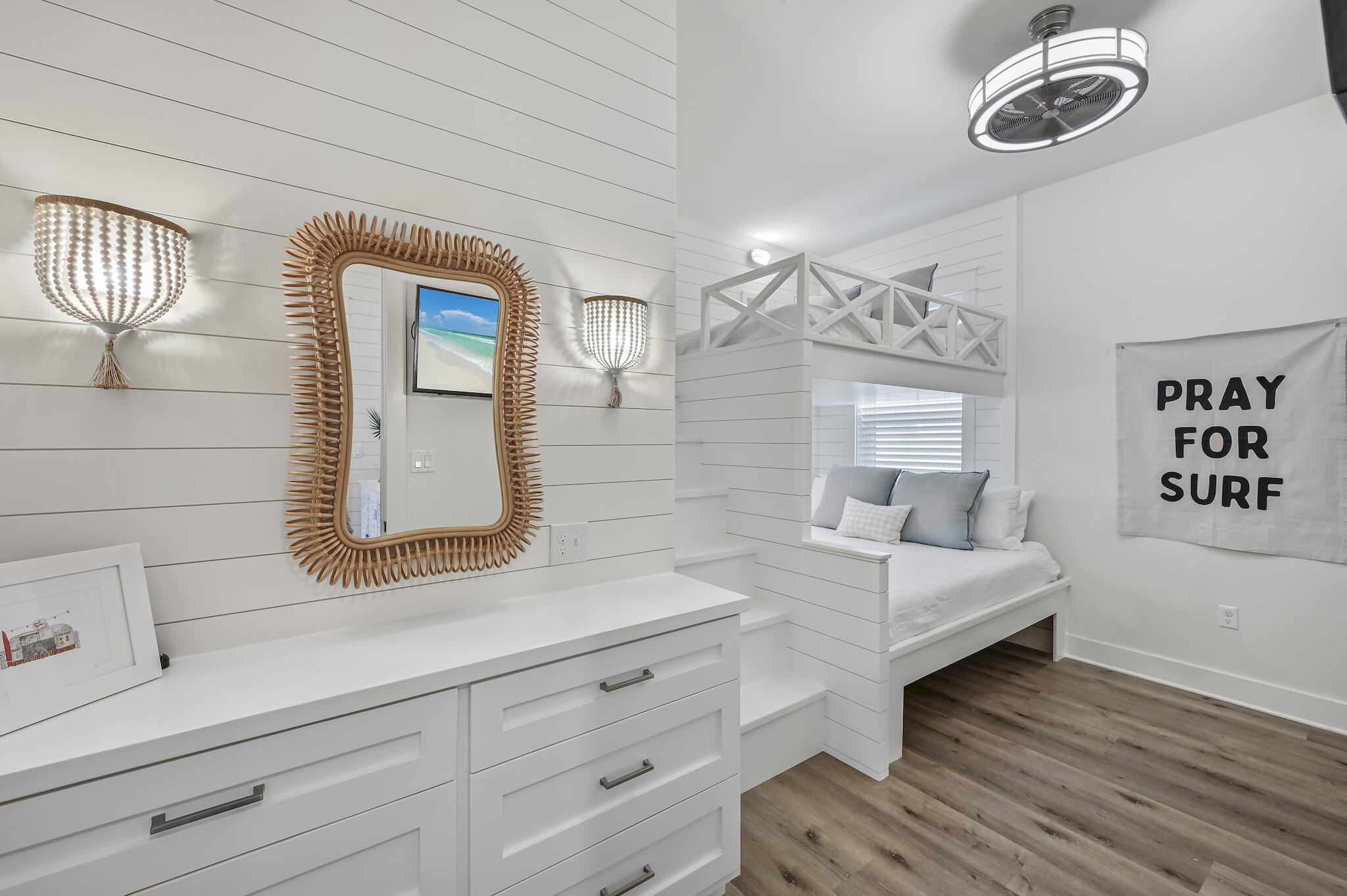 GULF SHORE MANOR - Residential