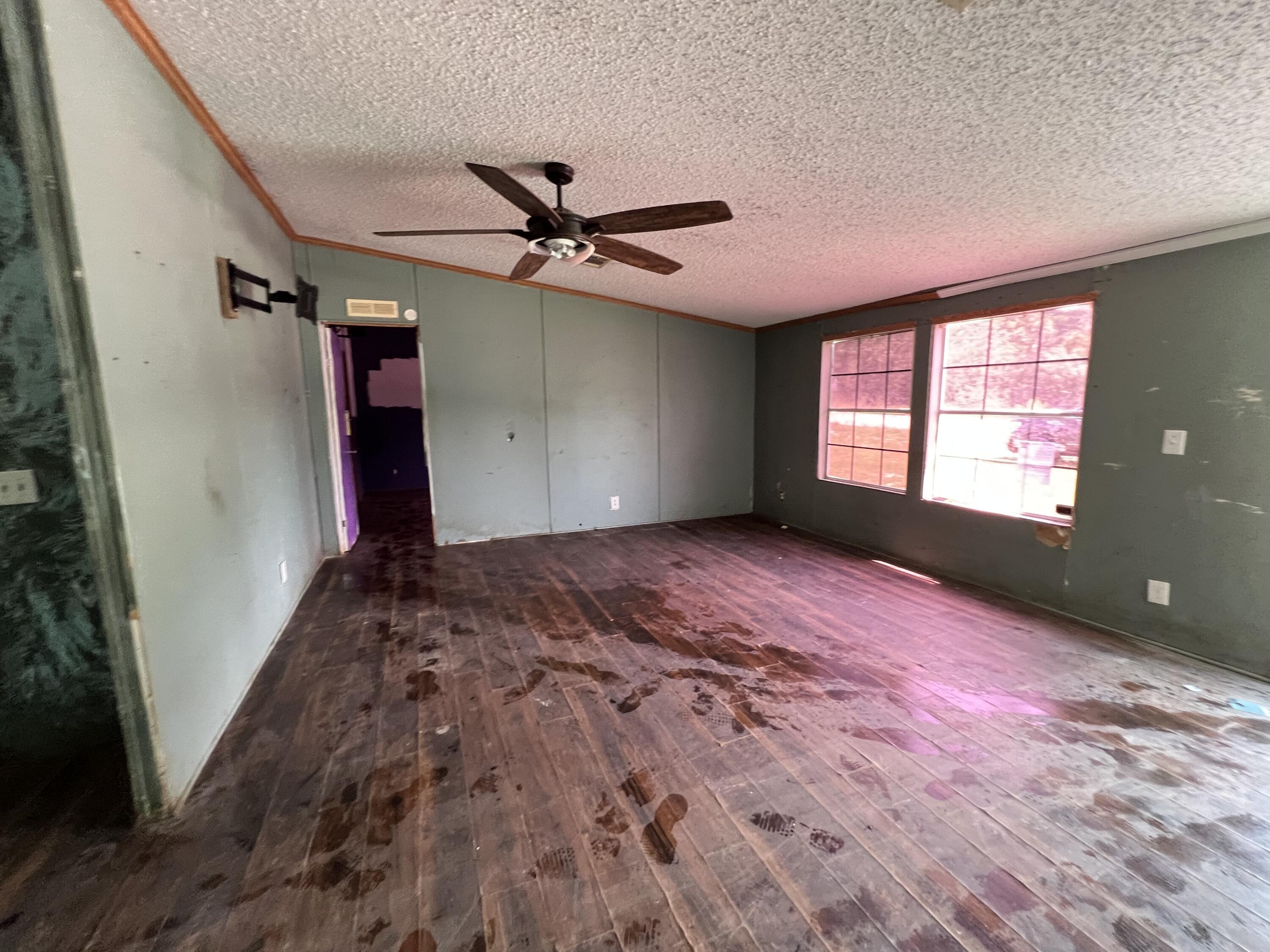 OAKWOOD HILLS UNIT 3 - Residential