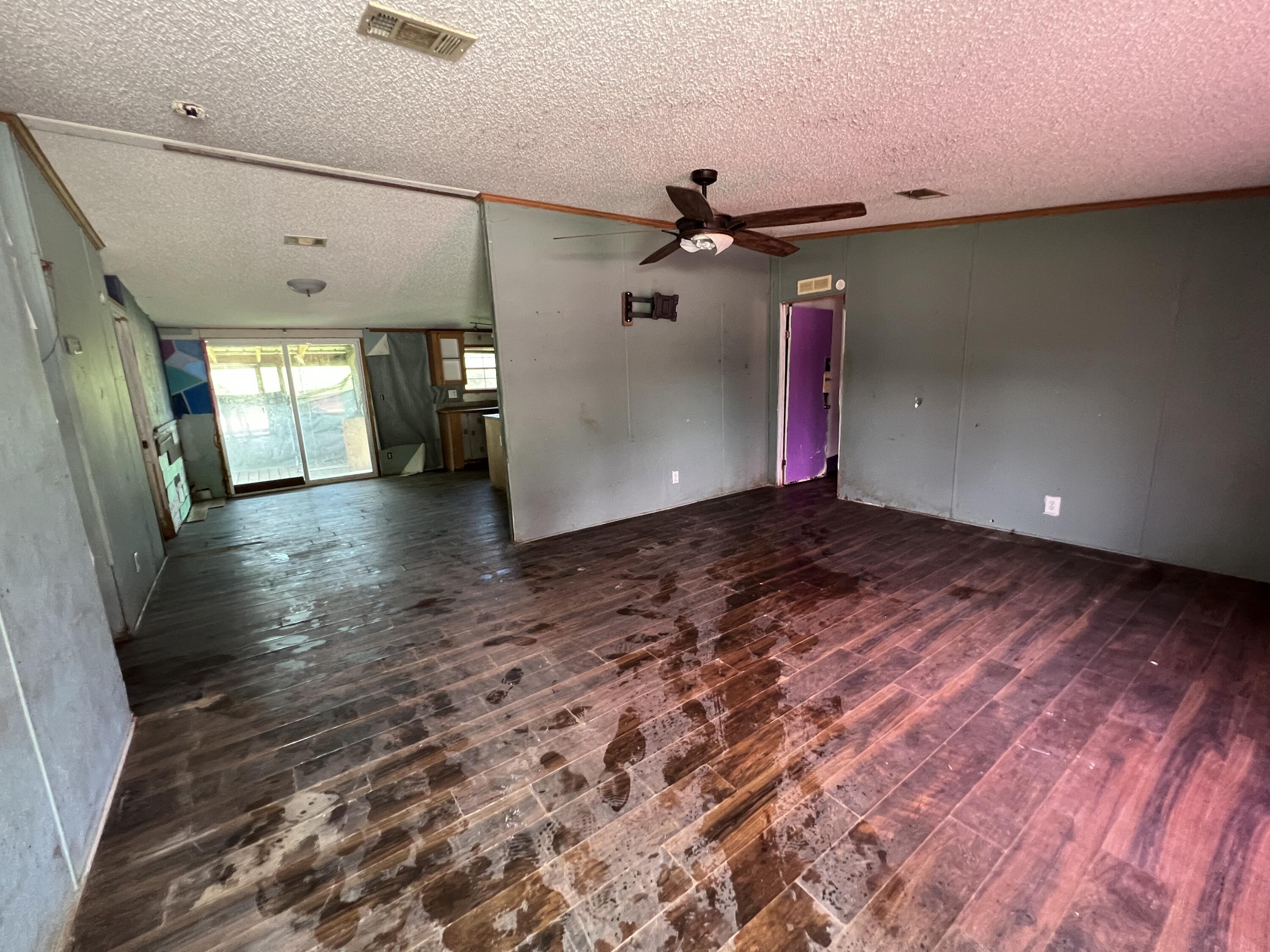 OAKWOOD HILLS UNIT 3 - Residential