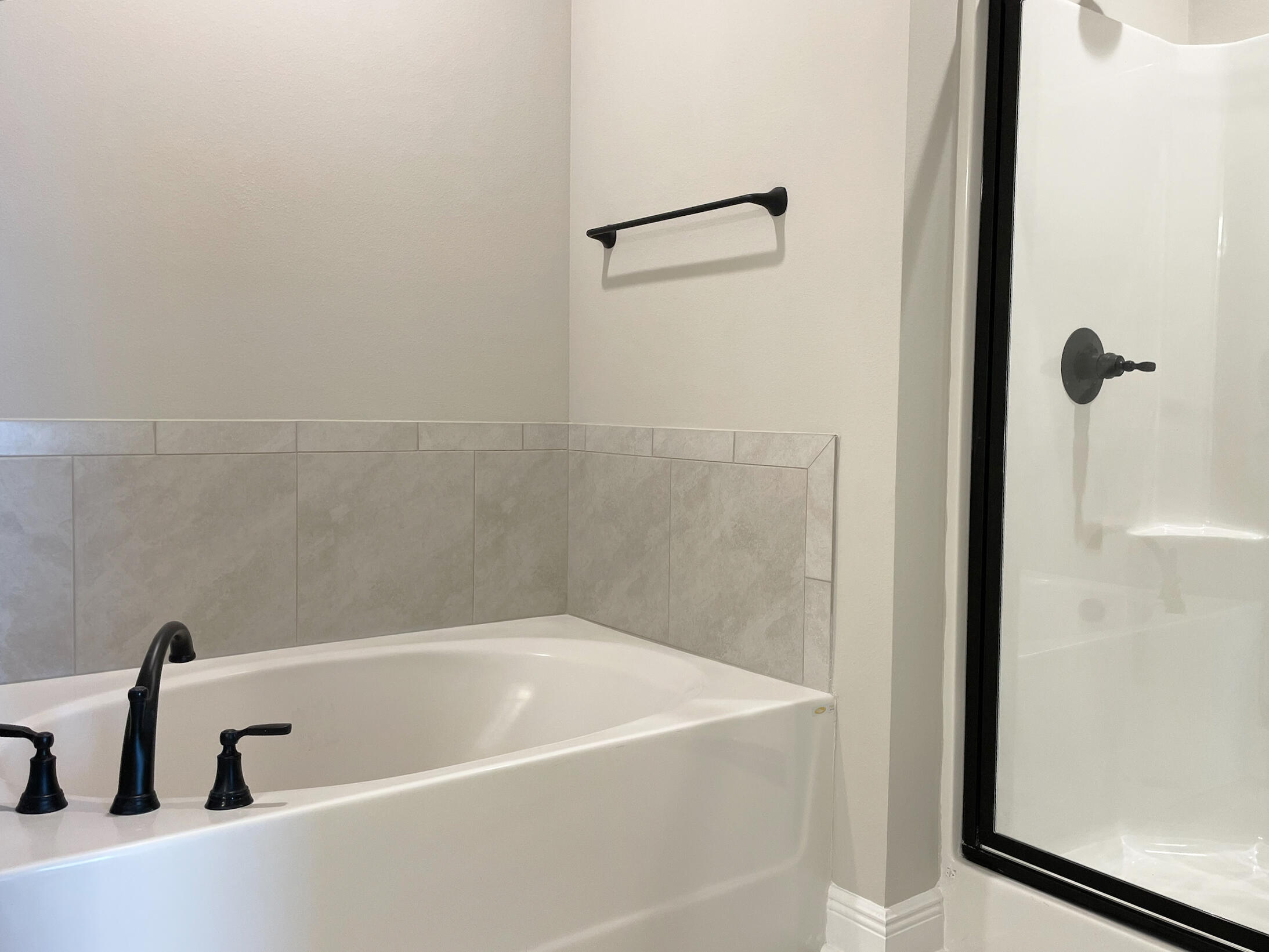 THE BLUFFS AT LAFAYETTE - Residential