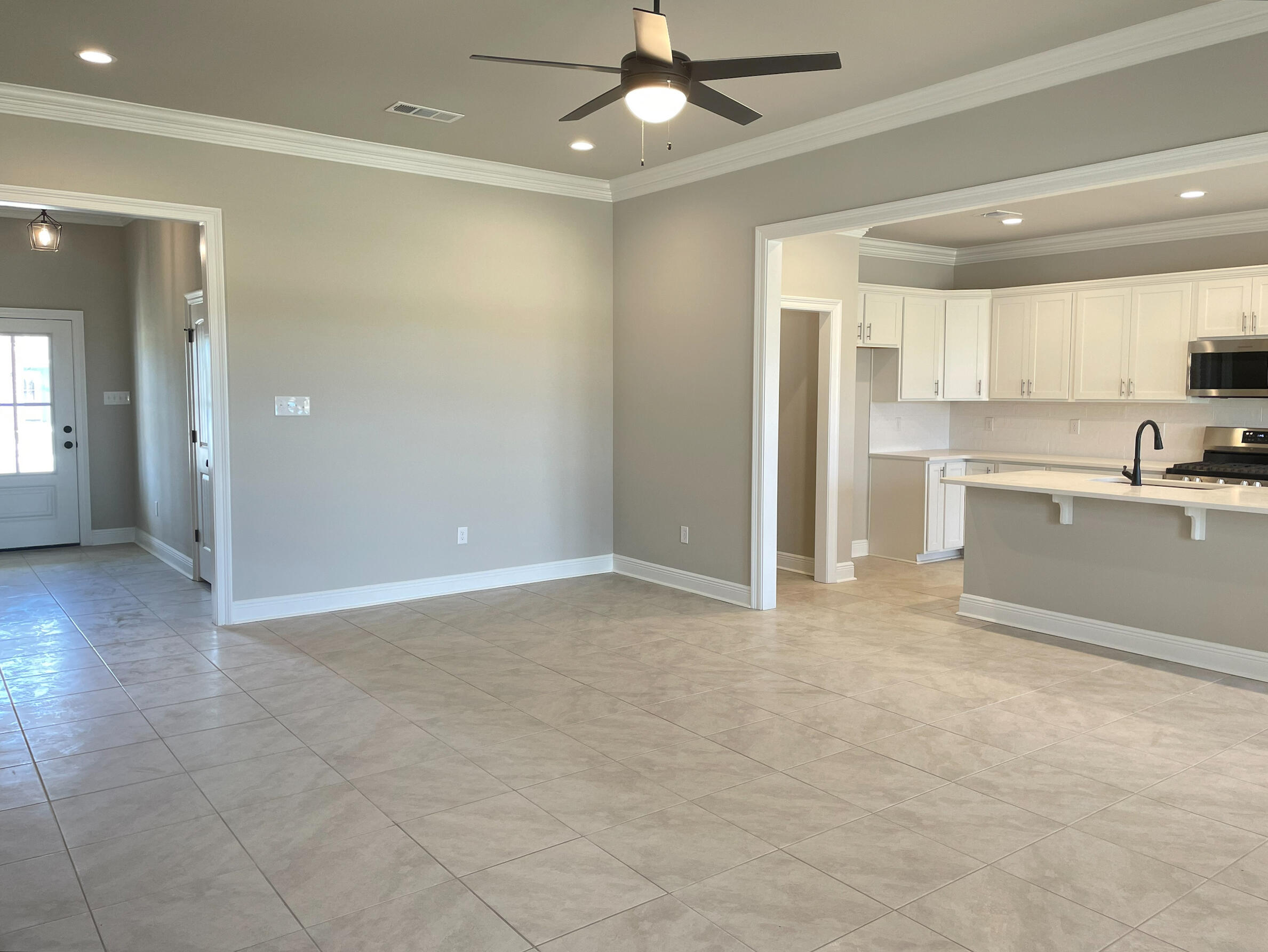 THE BLUFFS AT LAFAYETTE - Residential