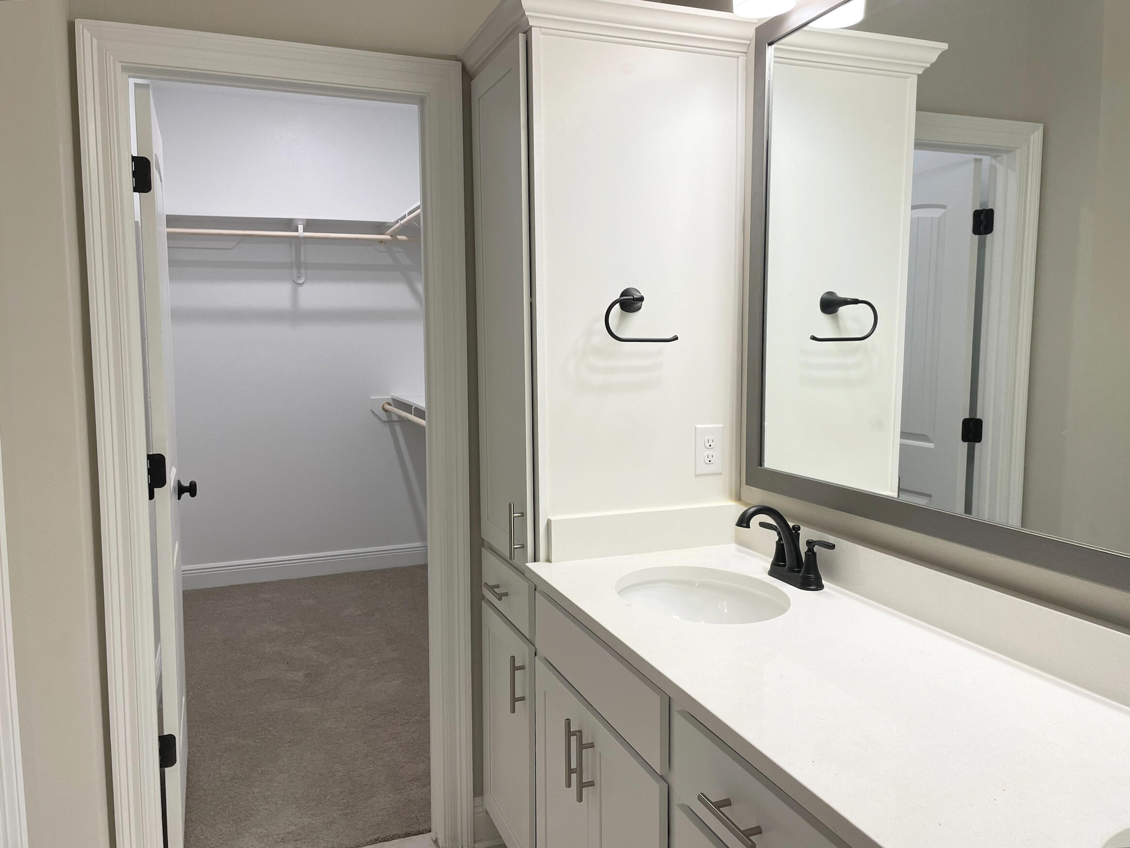 THE BLUFFS AT LAFAYETTE - Residential