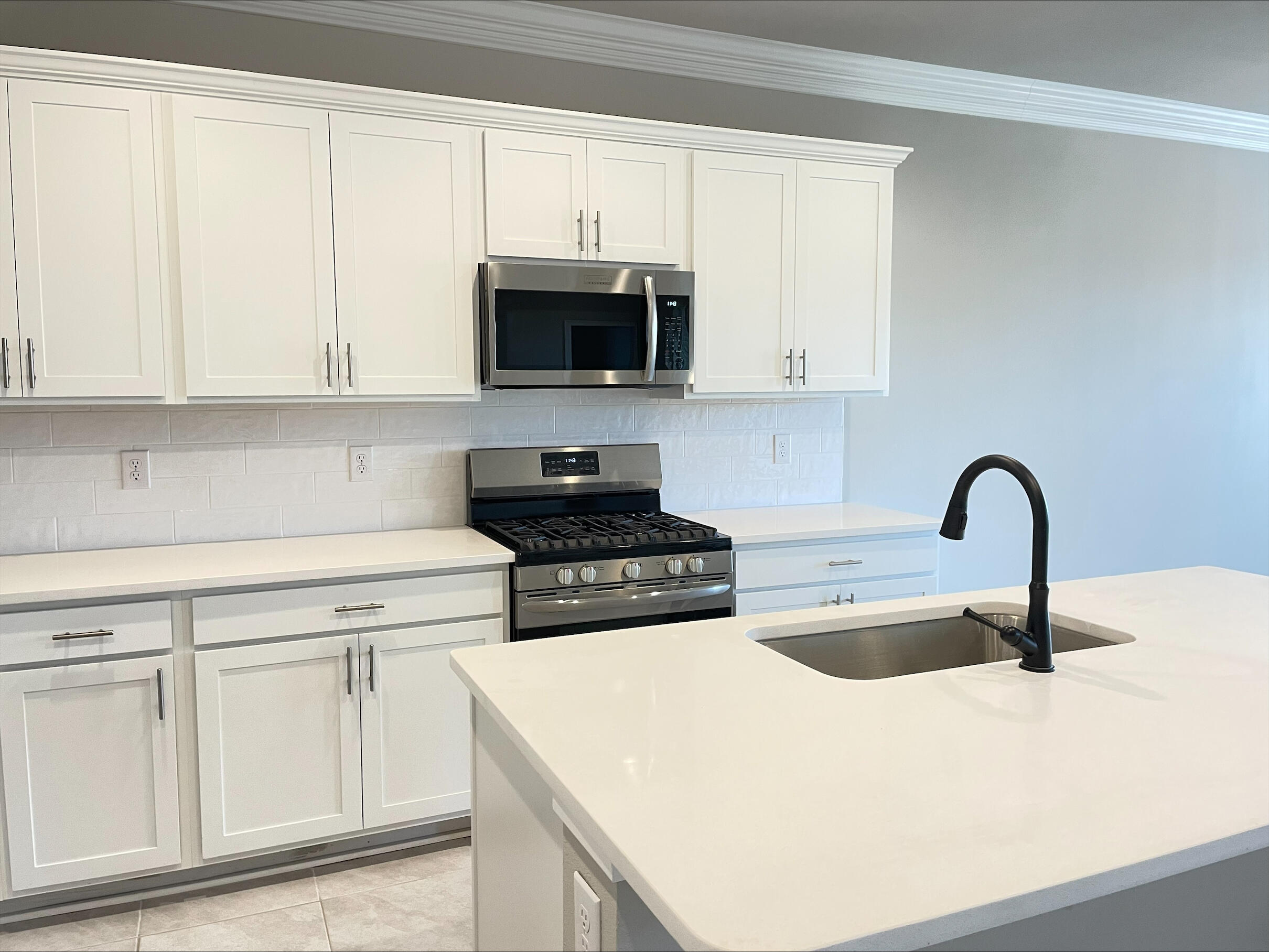 THE BLUFFS AT LAFAYETTE - Residential