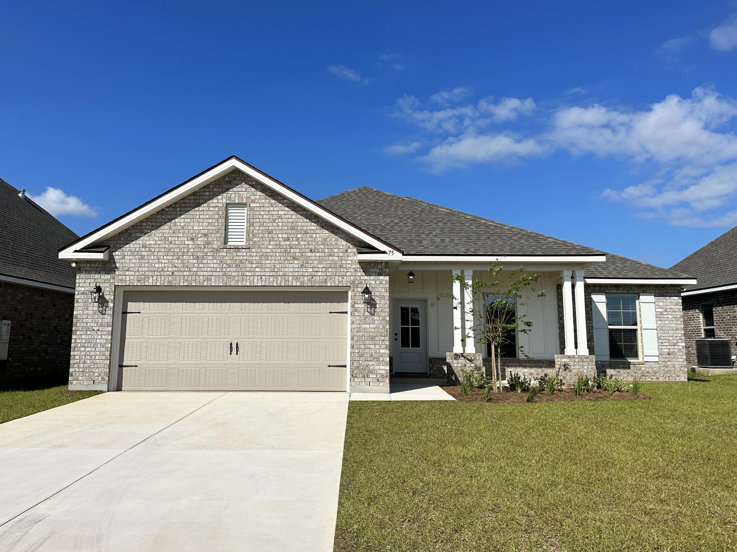 THE BLUFFS AT LAFAYETTE - Residential