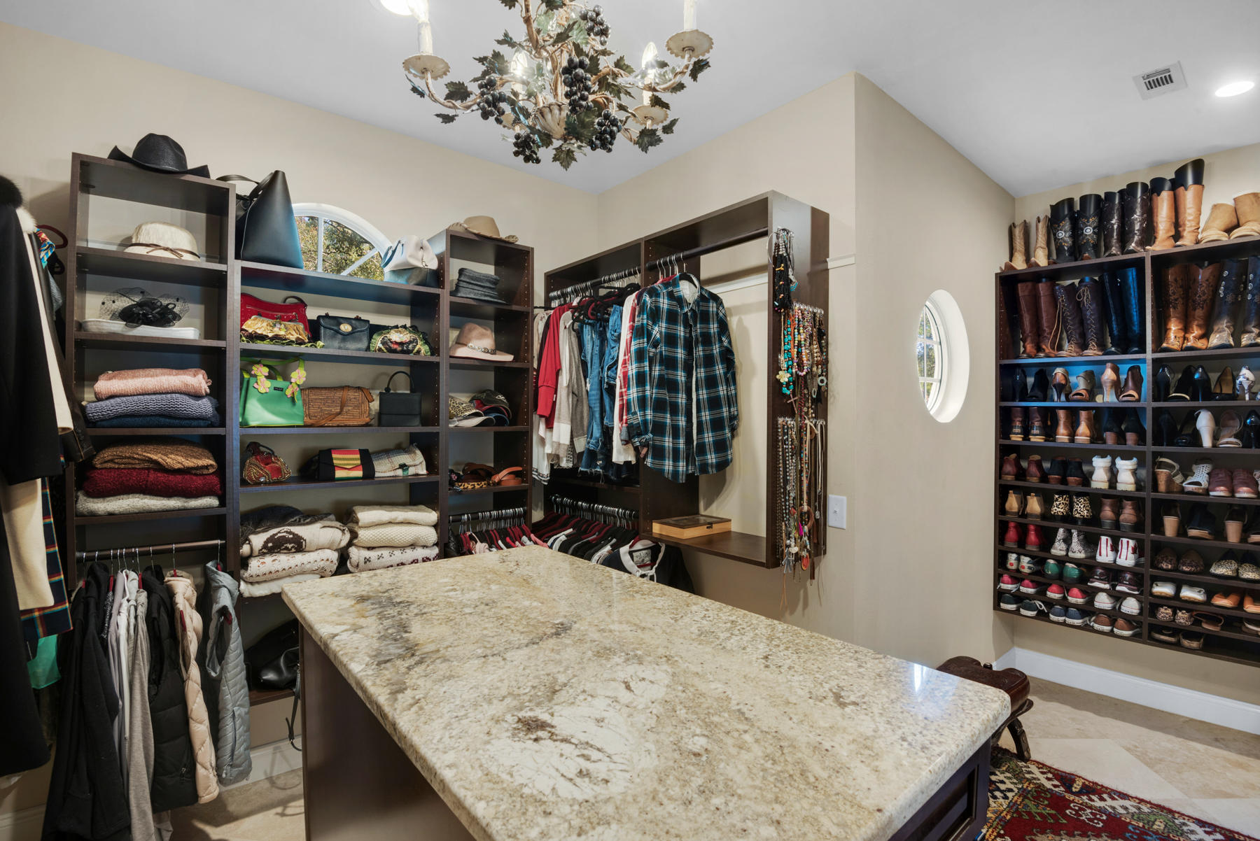 WINDWARD PH 3 - Residential