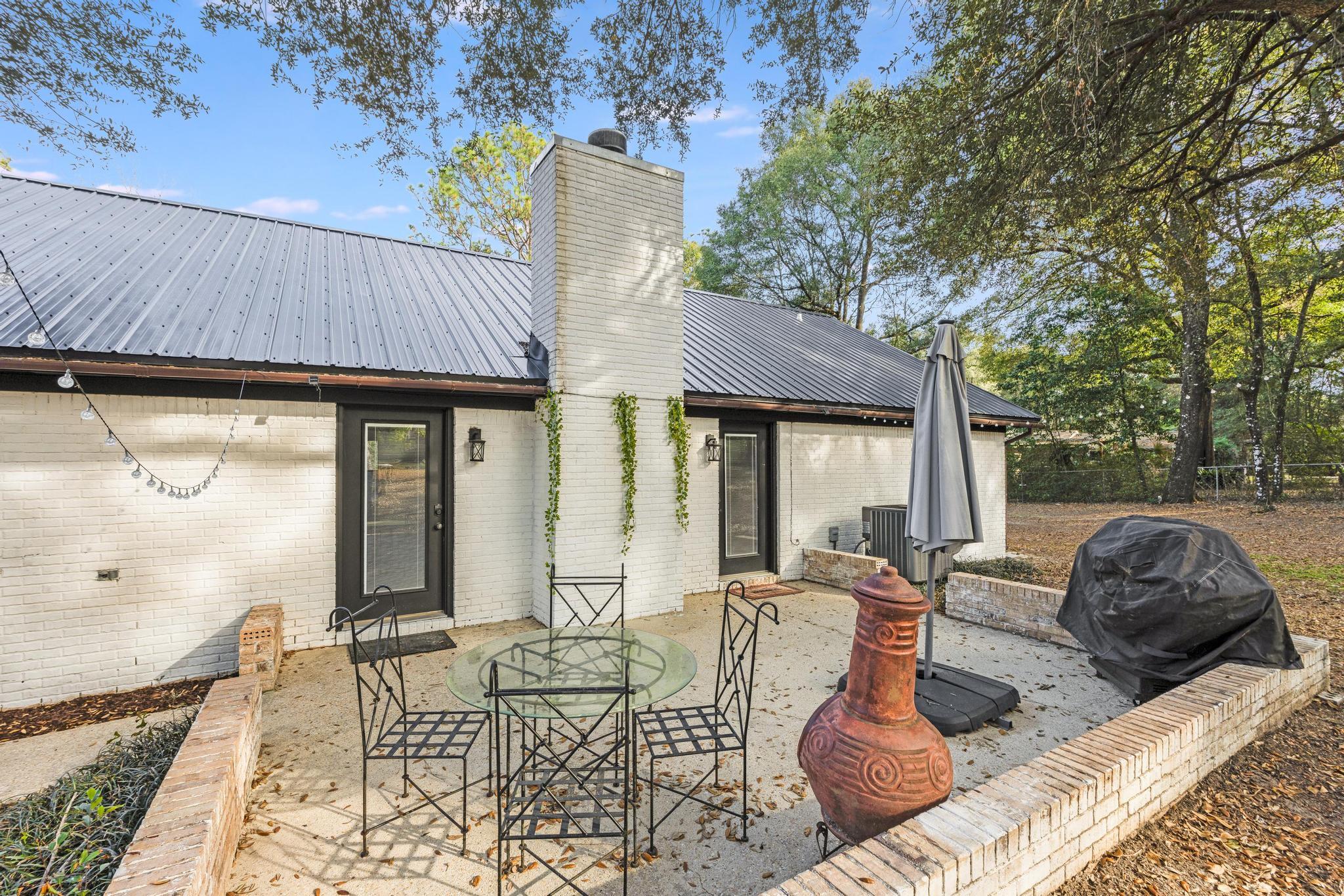 KENNEDY LAKES 1ST ADDN - Residential