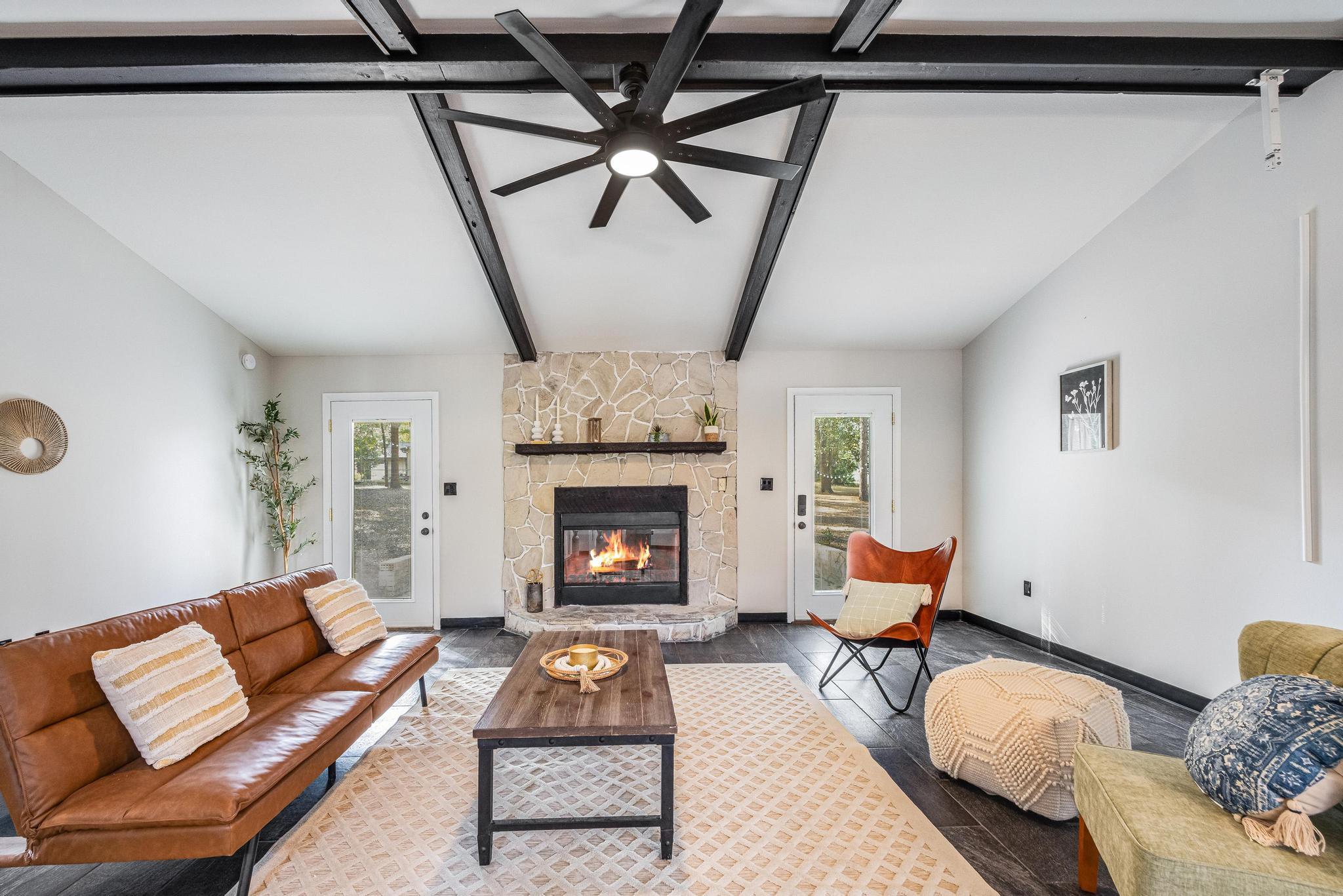 KENNEDY LAKES 1ST ADDN - Residential