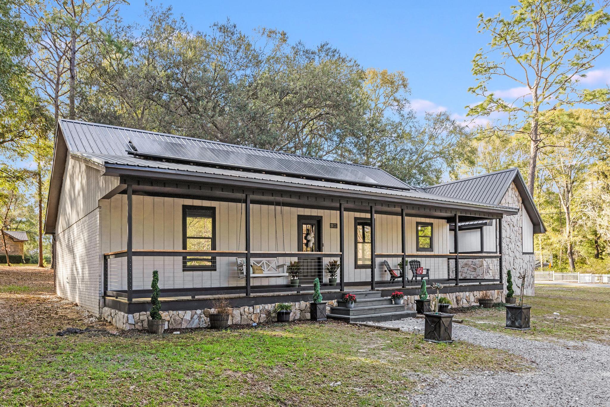 KENNEDY LAKES 1ST ADDN - Residential