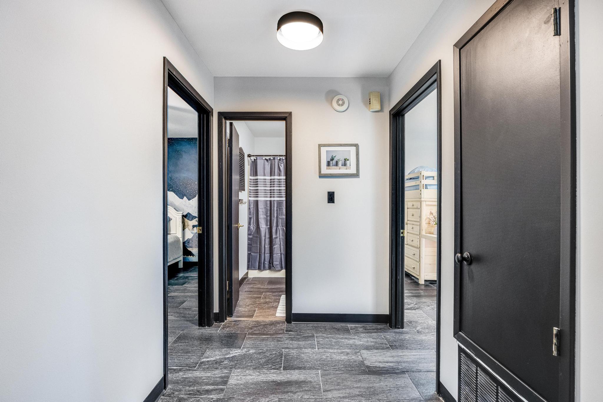 KENNEDY LAKES 1ST ADDN - Residential