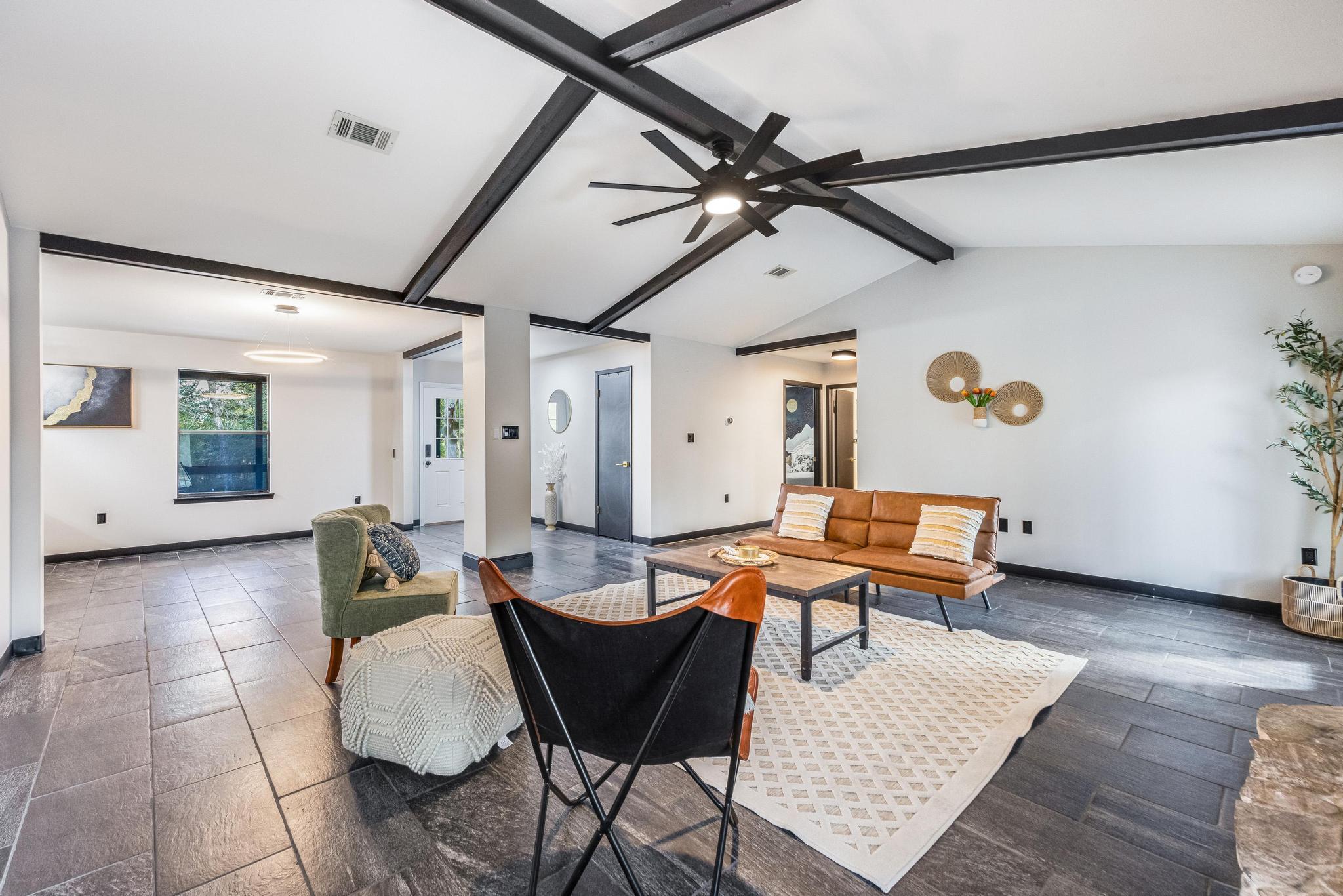 KENNEDY LAKES 1ST ADDN - Residential