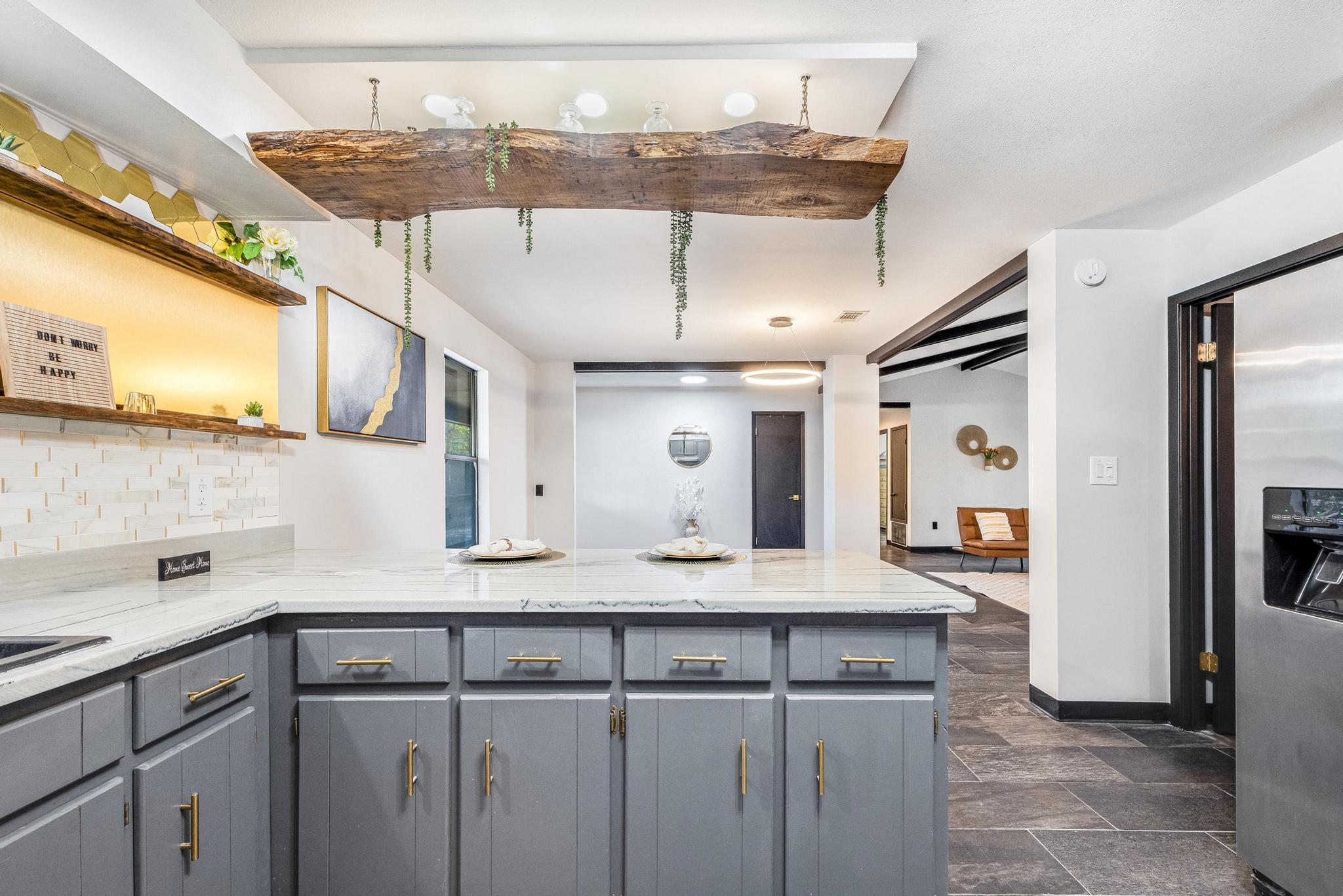 KENNEDY LAKES 1ST ADDN - Residential