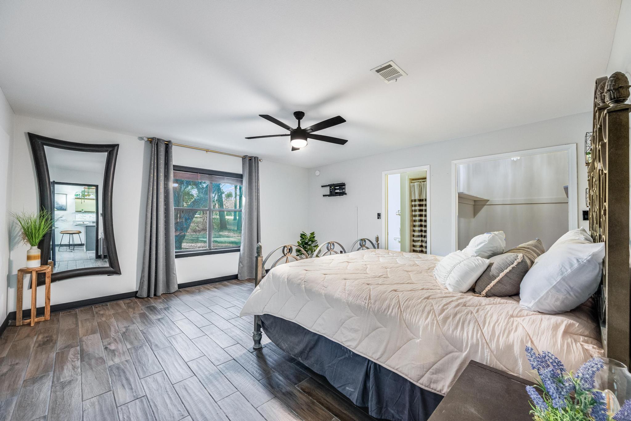 KENNEDY LAKES 1ST ADDN - Residential