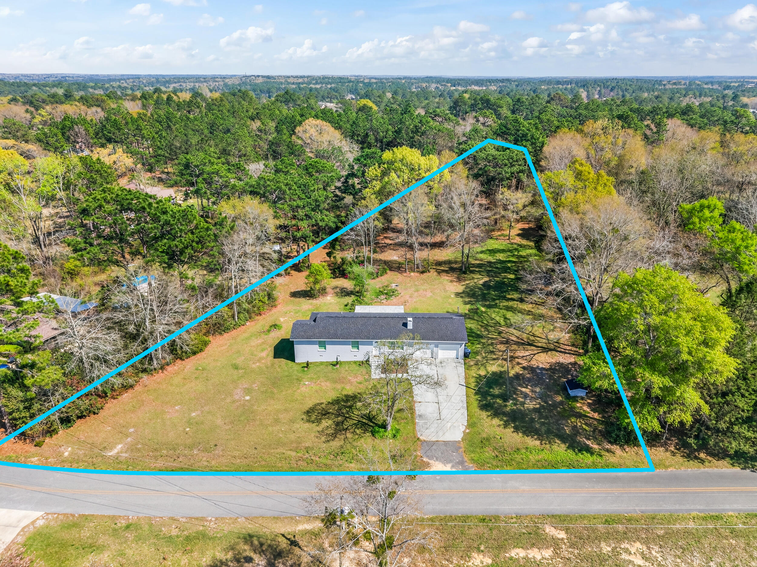 TEN LAKE ESTATES UNIT 1 - Residential