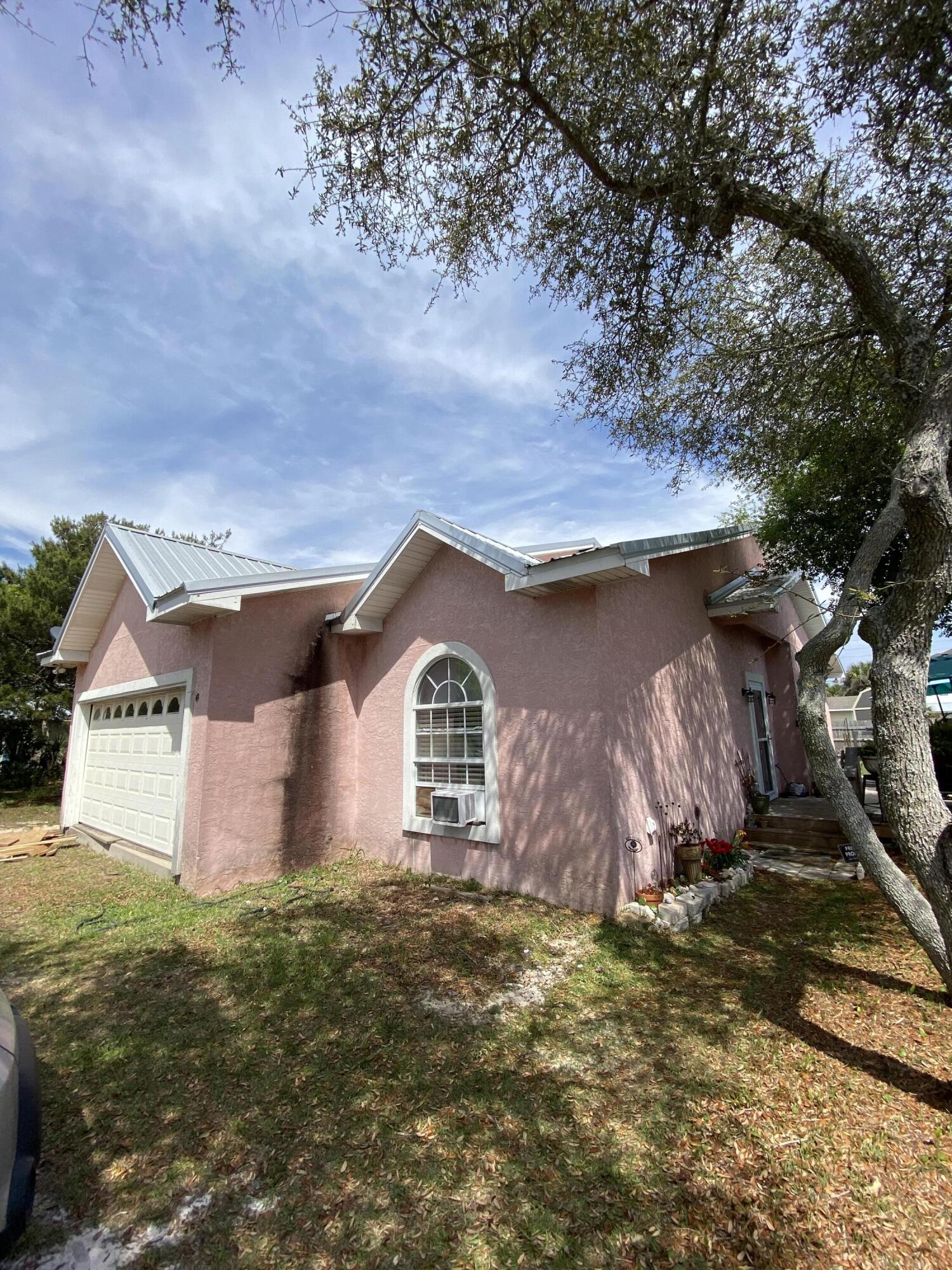 KISKA BEACH 1ST ADDN - Residential