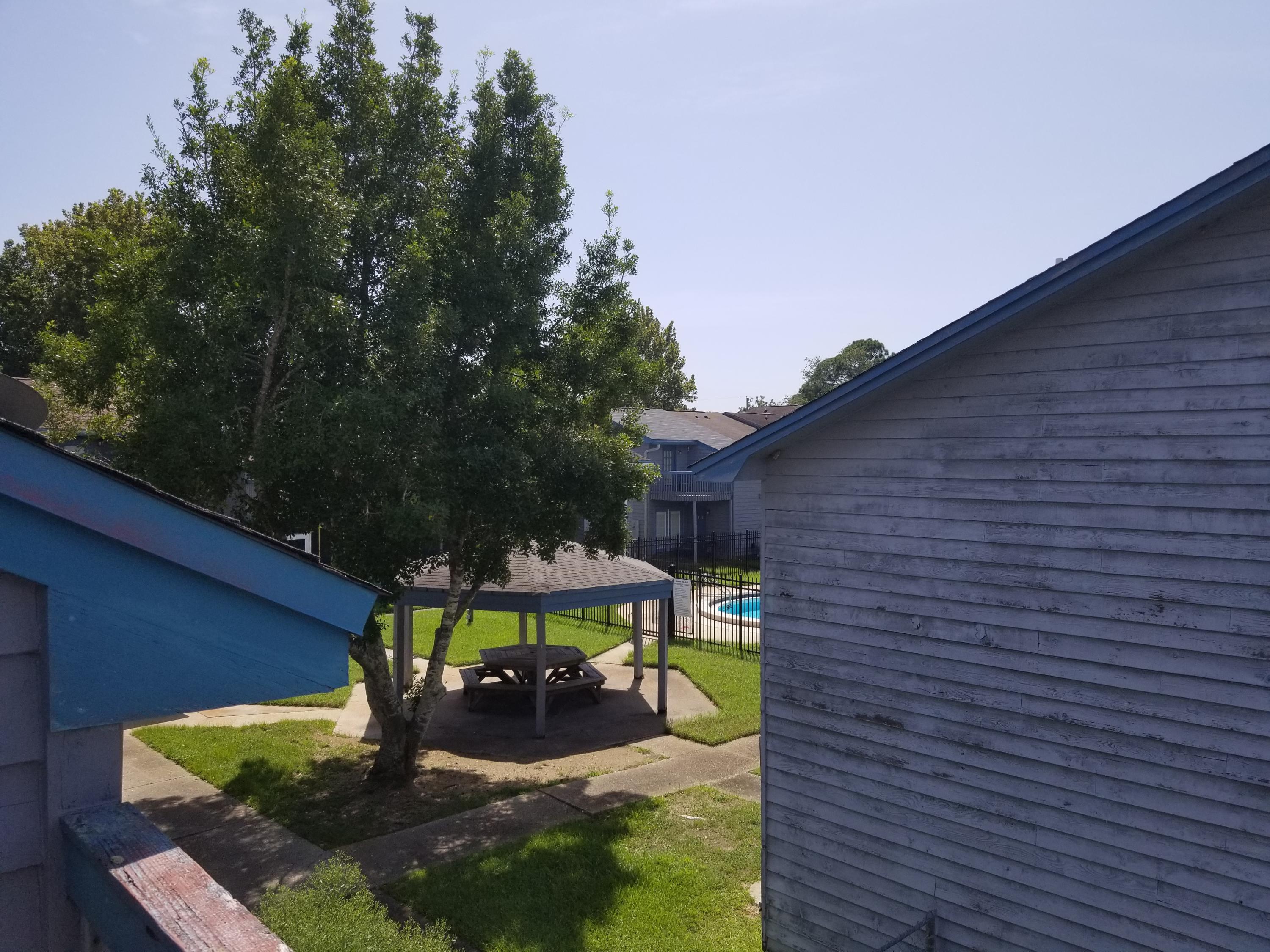 Brownsville Station 111 - Residential