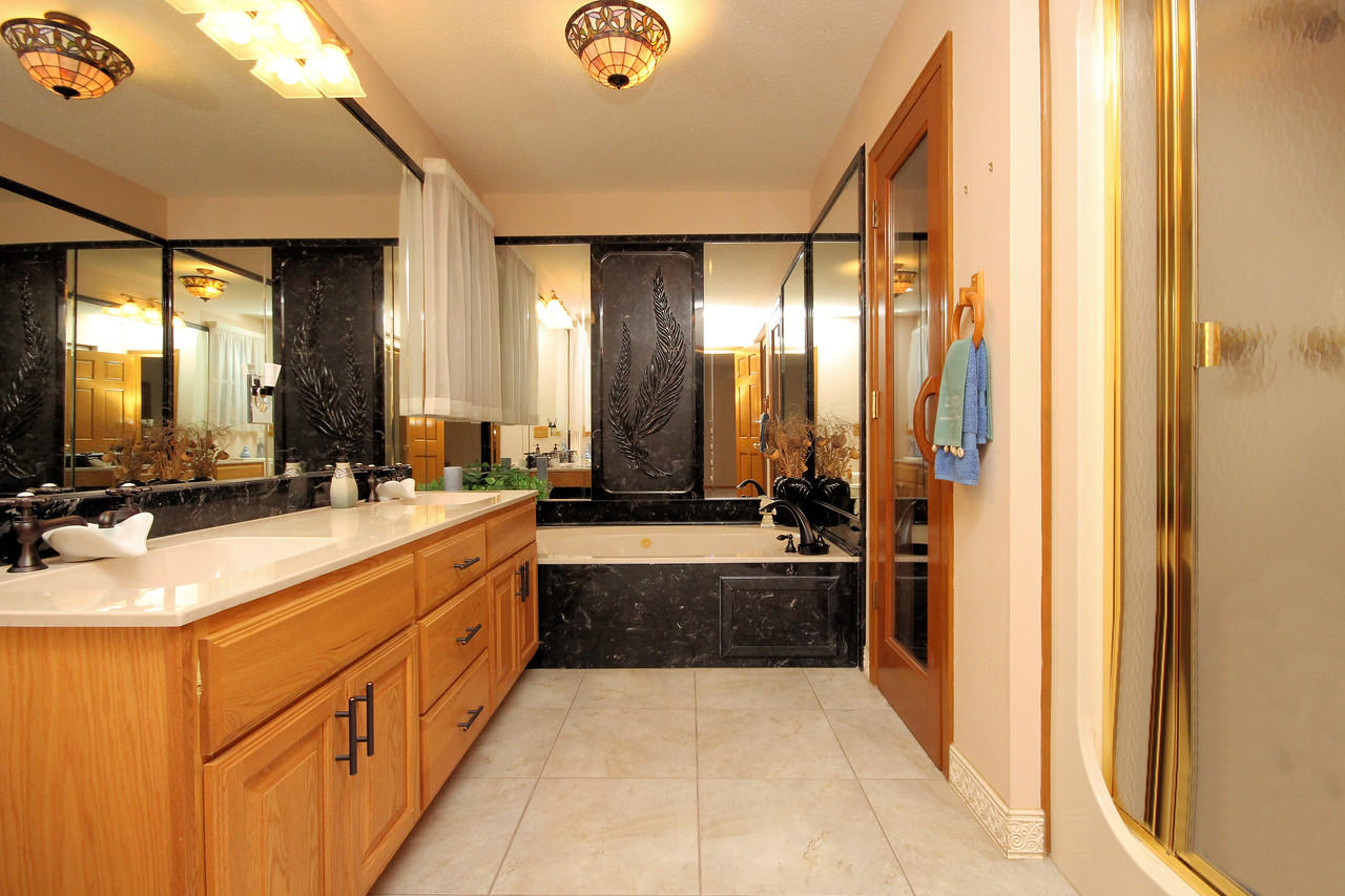 DONLABROOK GARDYNS - Residential