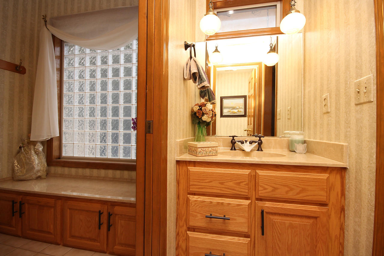 DONLABROOK GARDYNS - Residential