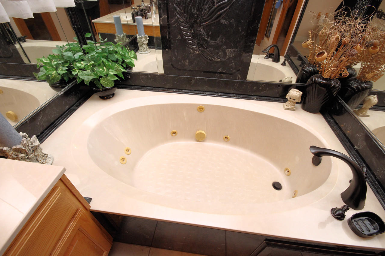 DONLABROOK GARDYNS - Residential