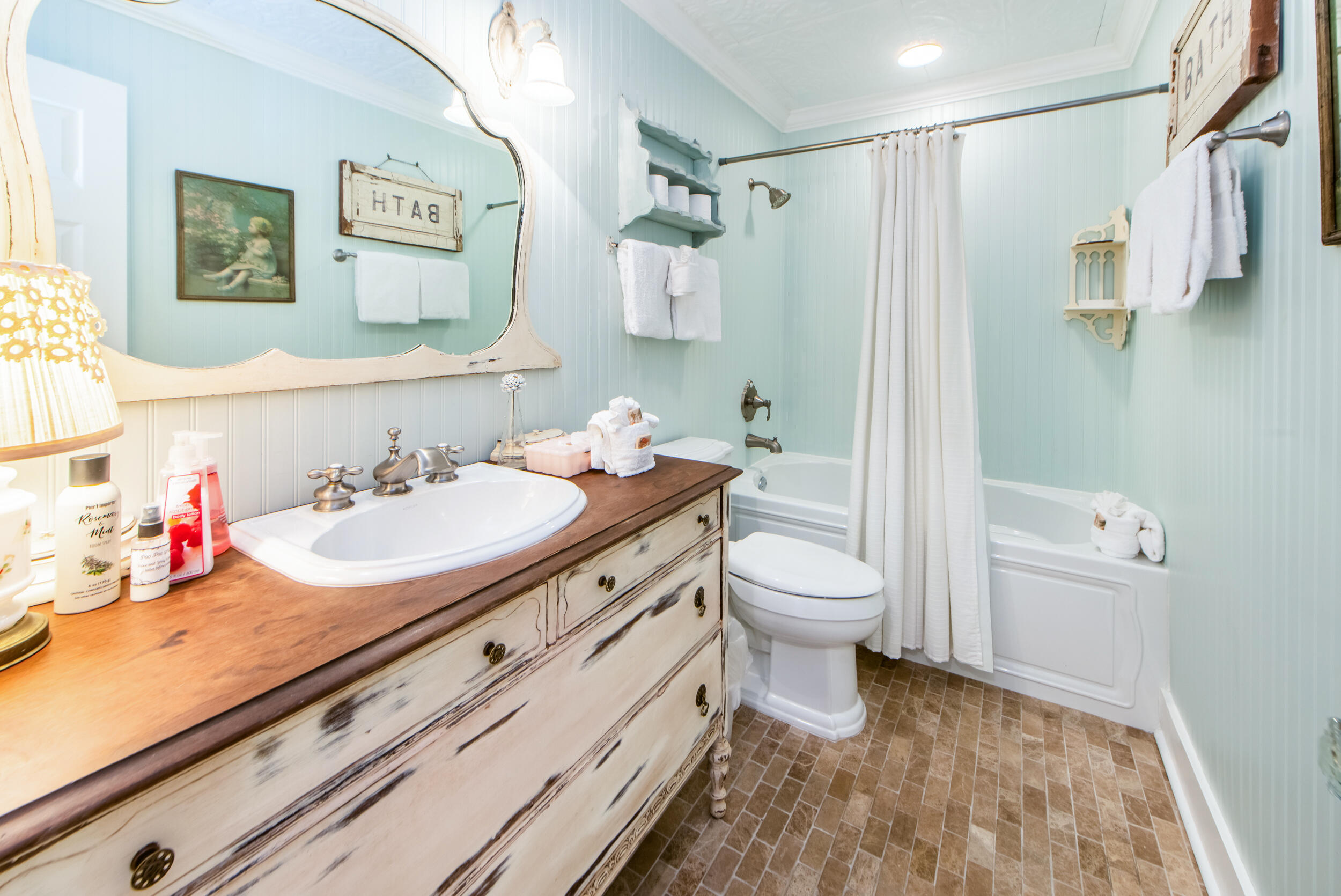 SEASCAPE CONDO GARDEN VILLA - Residential