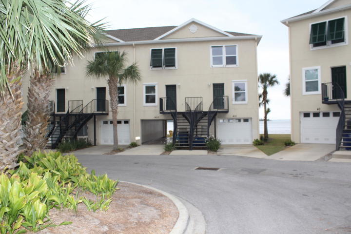 Grand Bay Townhomes - Residential