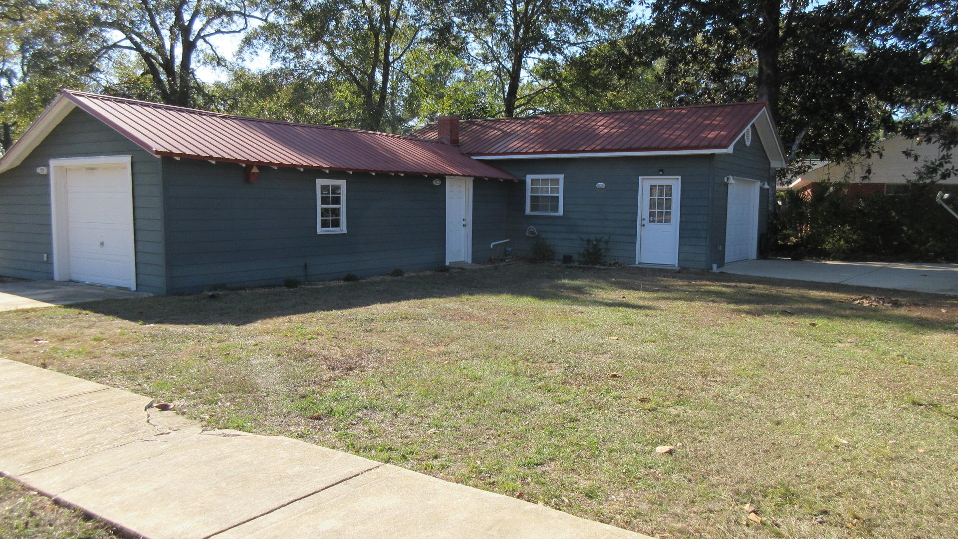 TOWN OF DEFUNIAK SPRINGS - Residential