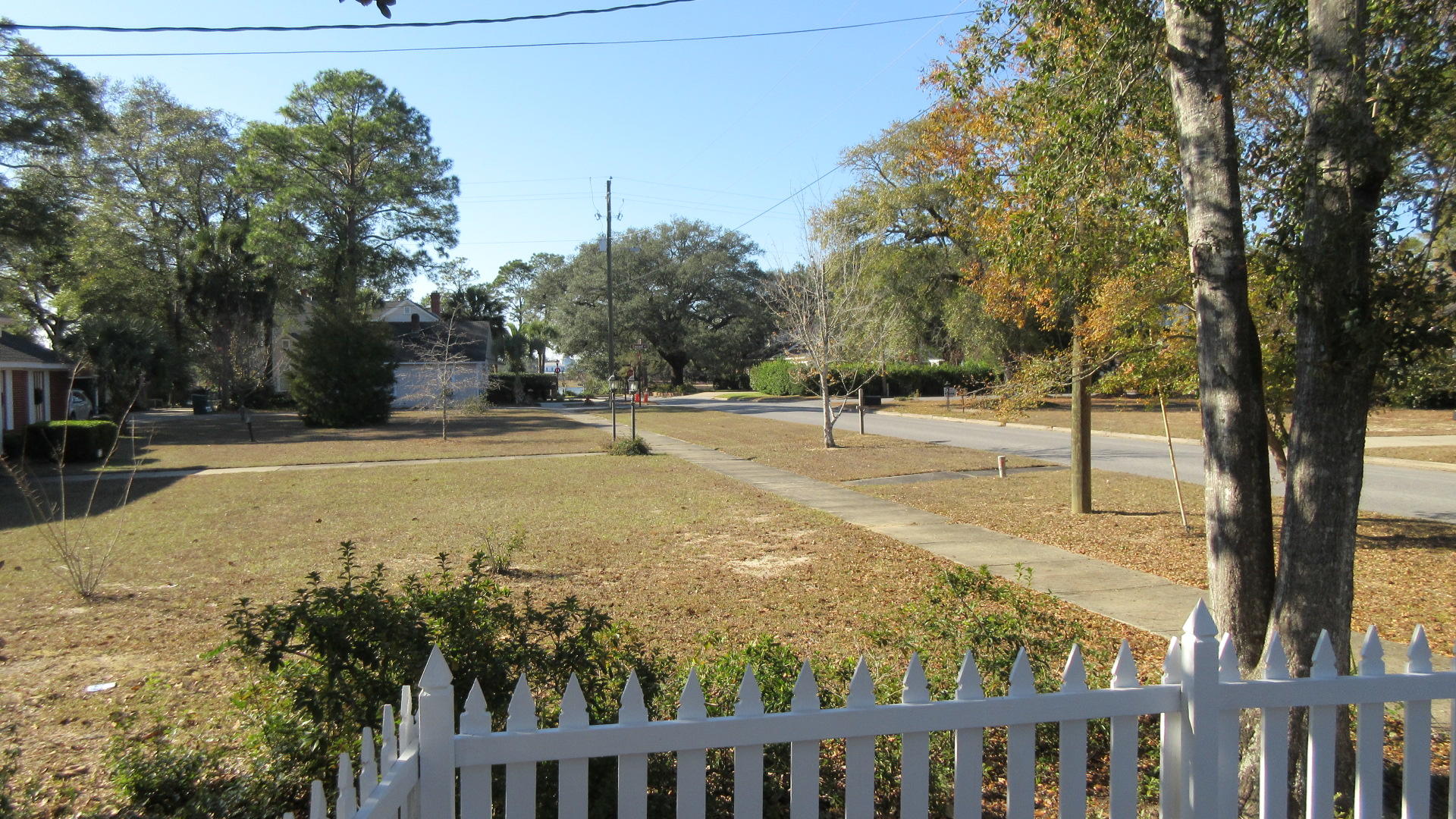 TOWN OF DEFUNIAK SPRINGS - Residential